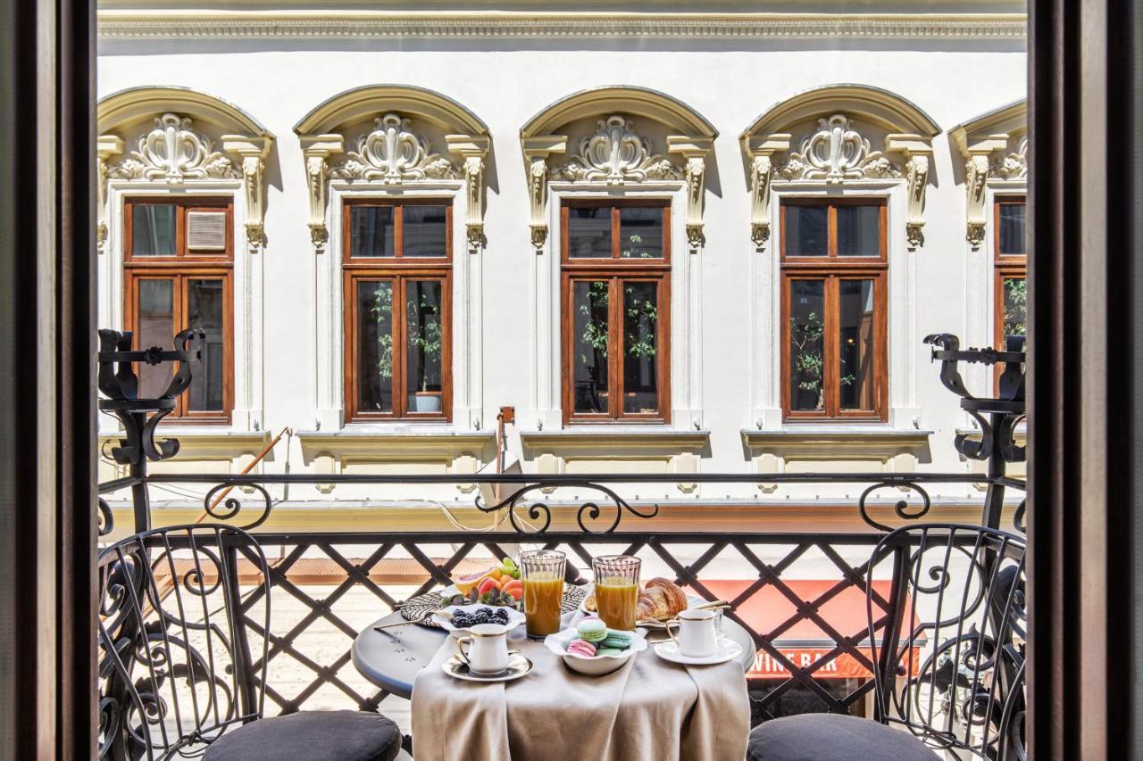 Holt Old Town Luxury Suites With Balcony Bucarest Extérieur photo