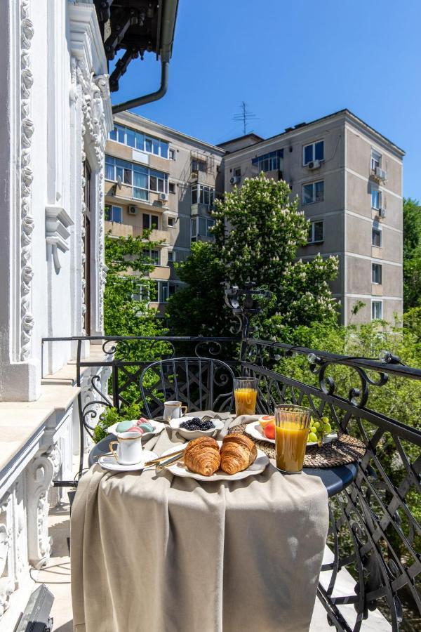 Holt Old Town Luxury Suites With Balcony Bucarest Extérieur photo