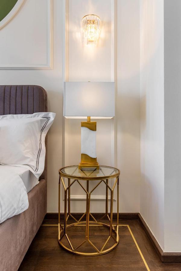 Holt Old Town Luxury Suites With Balcony Bucarest Extérieur photo